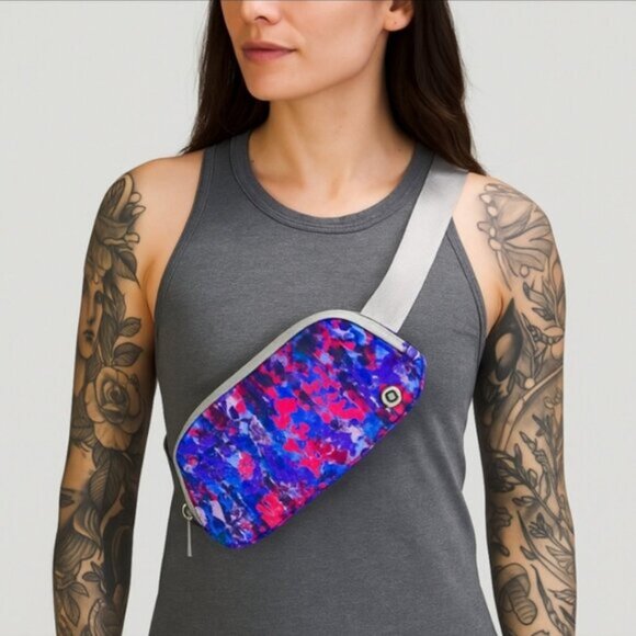 Lululemon Everywhere Belt Bag 1L Floral Glide Multi Vapor Long Strap NEW - Picture 1 of 9